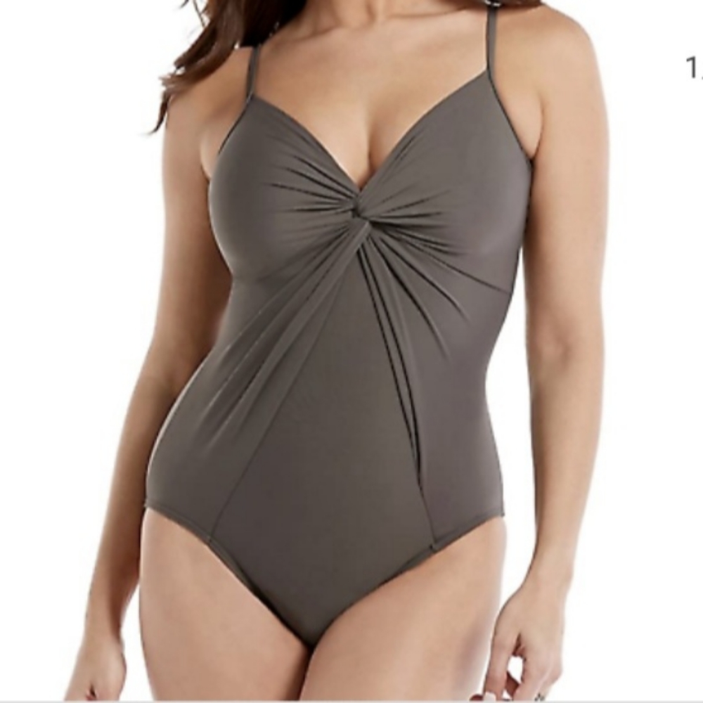 Miraclesuit size 8